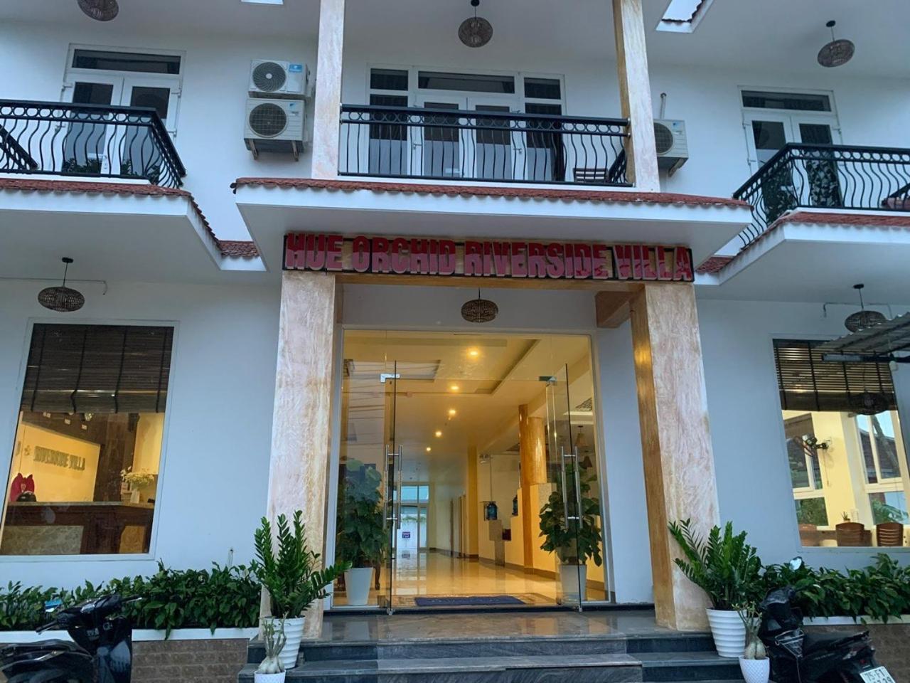 Orchid Riverside Villa Хуе Екстериор снимка